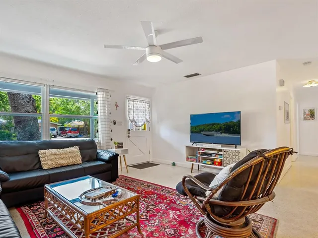 $479,000 | 2740 Bruce Lane, Sarasota, FL 34237