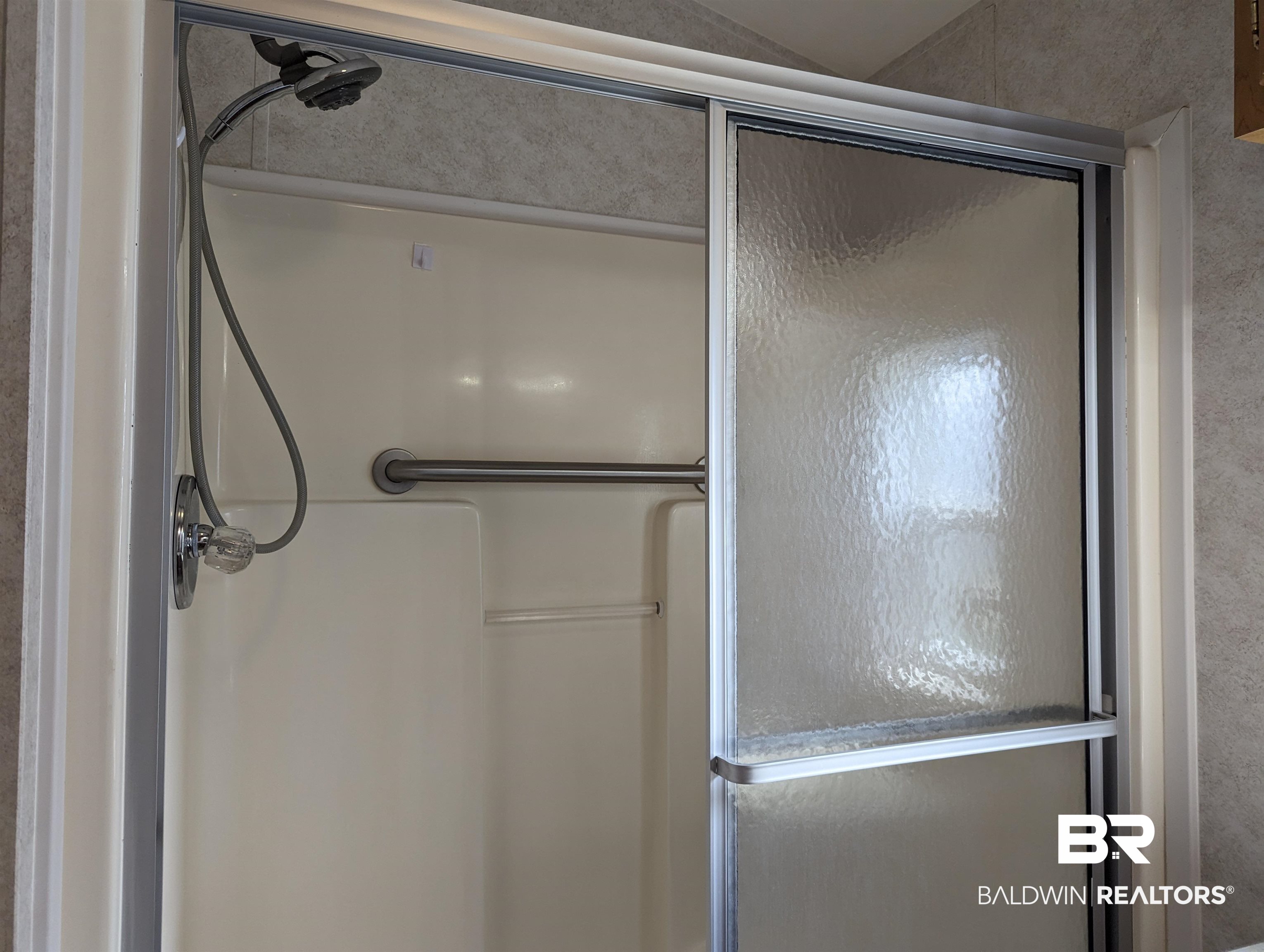 24711 Miflin Road, Unit B9 Elberta, AL 36530 - Photo 17 of 50 Walk-In Shower