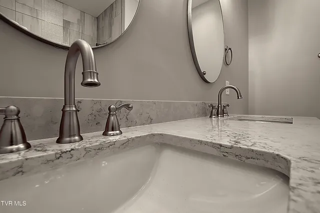 $509,900 | 2398 Haystack Circle, Piney Flats, TN 37686