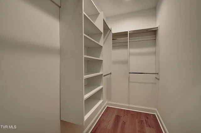 $509,900 | 2398 Haystack Circle, Piney Flats, TN 37686