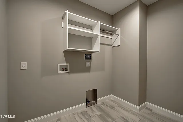 $509,900 | 2398 Haystack Circle, Piney Flats, TN 37686