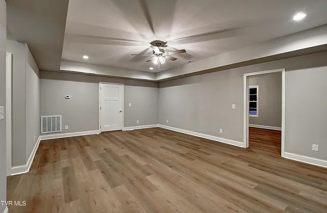 $509,900 | 2398 Haystack Circle, Piney Flats, TN 37686