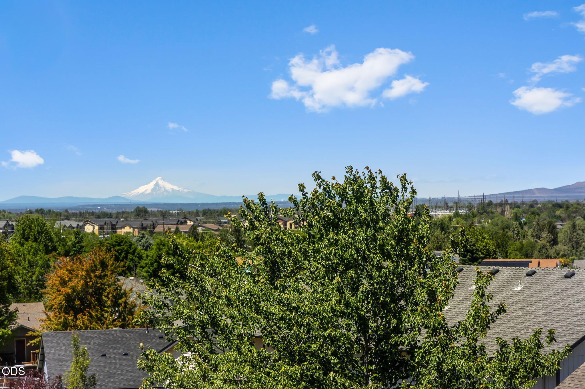 2486 Southwest Valleyview Drive Redmond, OR 97756 - Photo 30 of 55