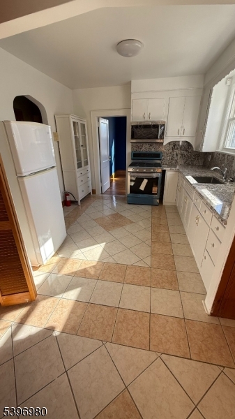 814 Vine Street Elizabeth, NJ 07202 - Photo 20 of 24