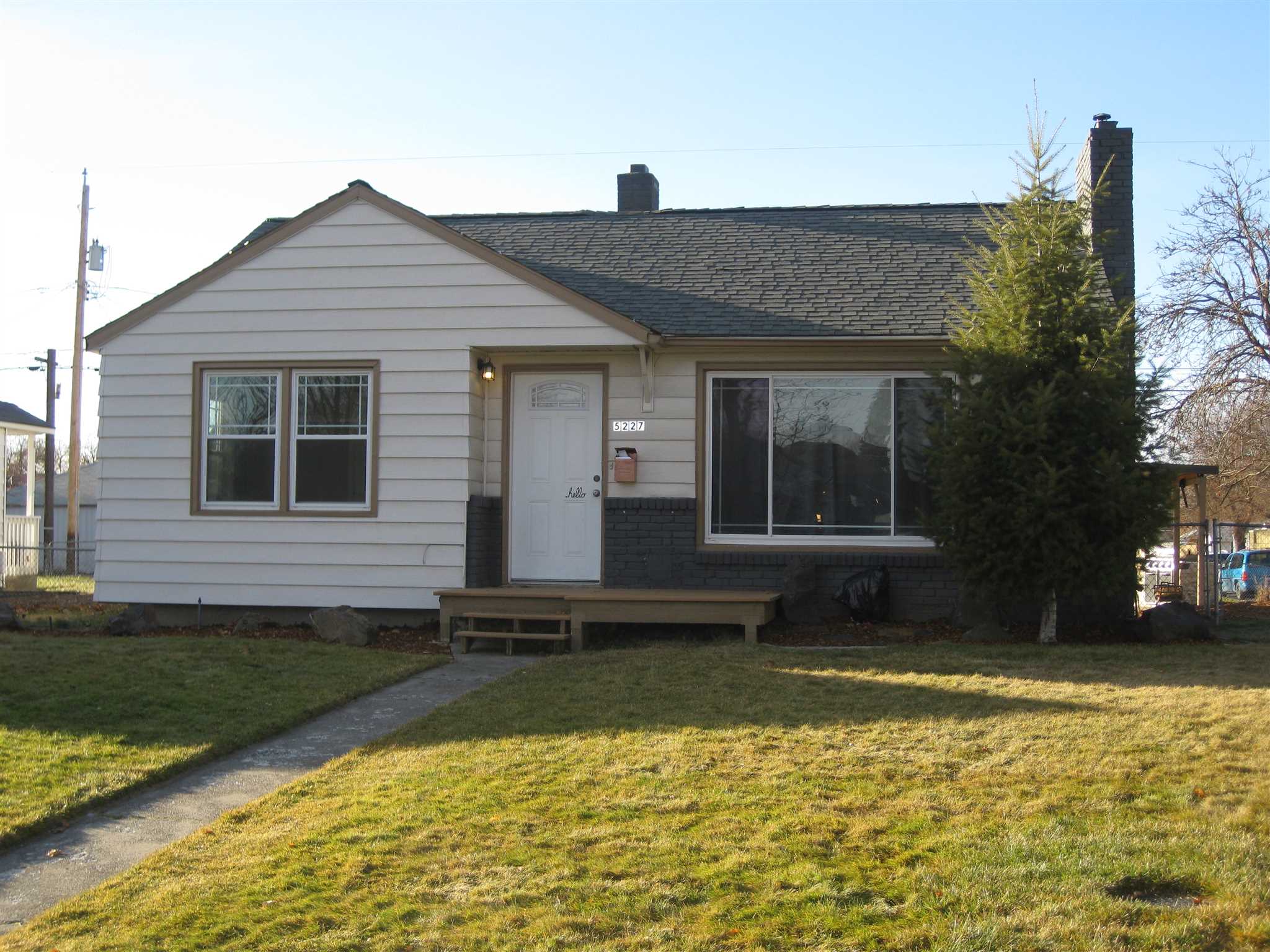 5227 North Elgin Street Spokane, WA 99205 - Photo 1 of 42