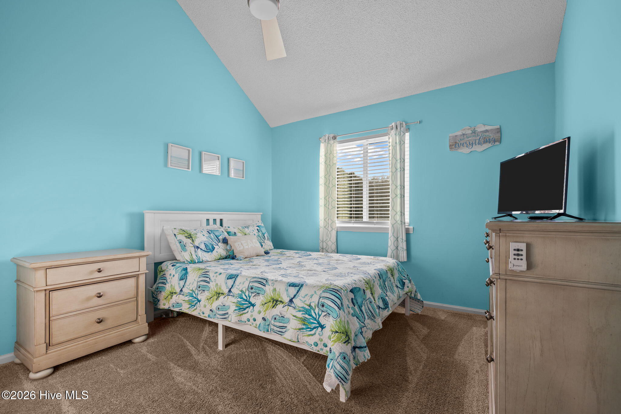 9201 Coast Guard Road, Unit F204 Emerald Isle, NC 28594 - Photo 11 of 33 6-web-or-mls-1S3A3102