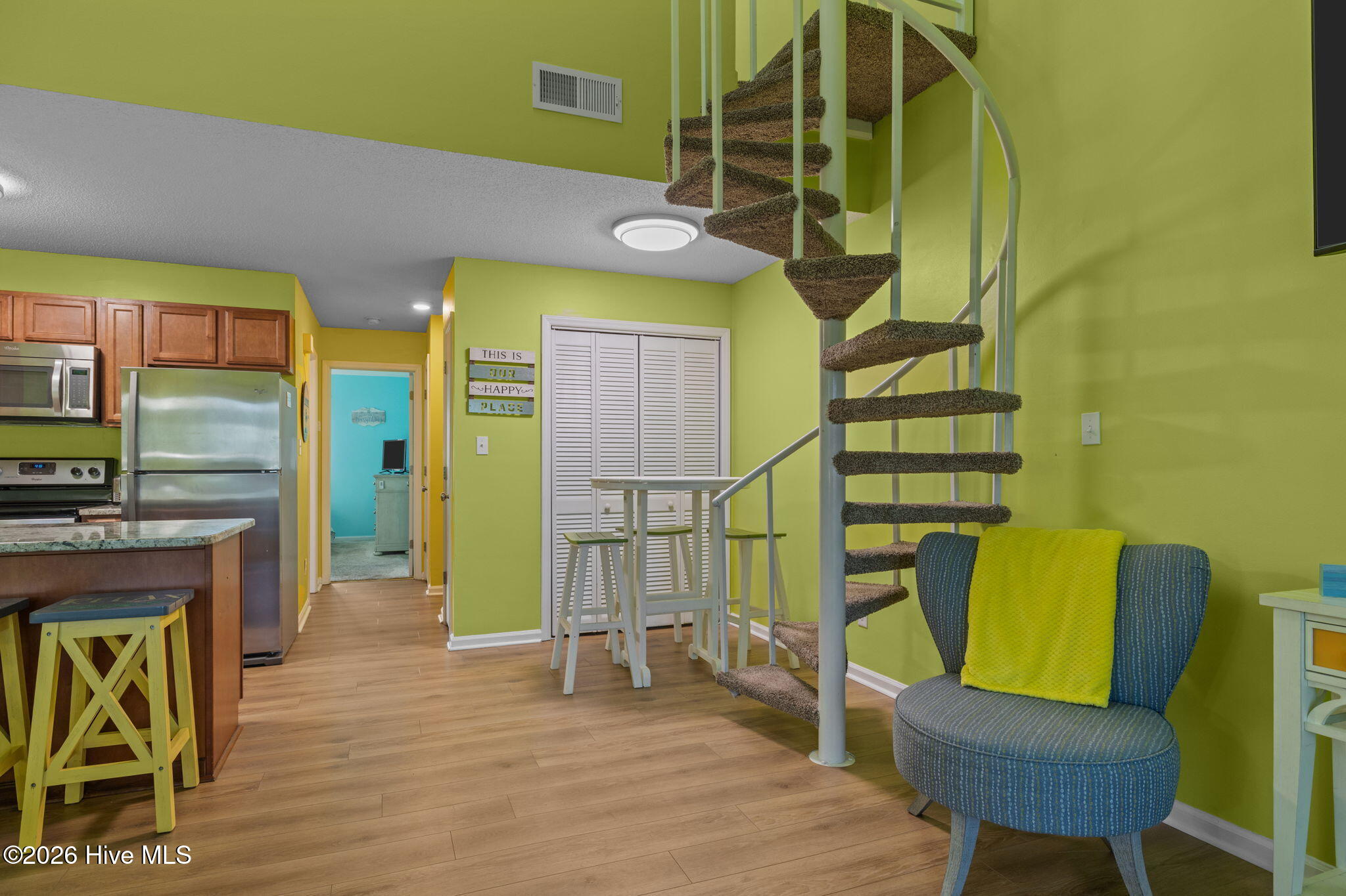 9201 Coast Guard Road, Unit F204 Emerald Isle, NC 28594 - Photo 23 of 33 22-web-or-mls-1S3A3180