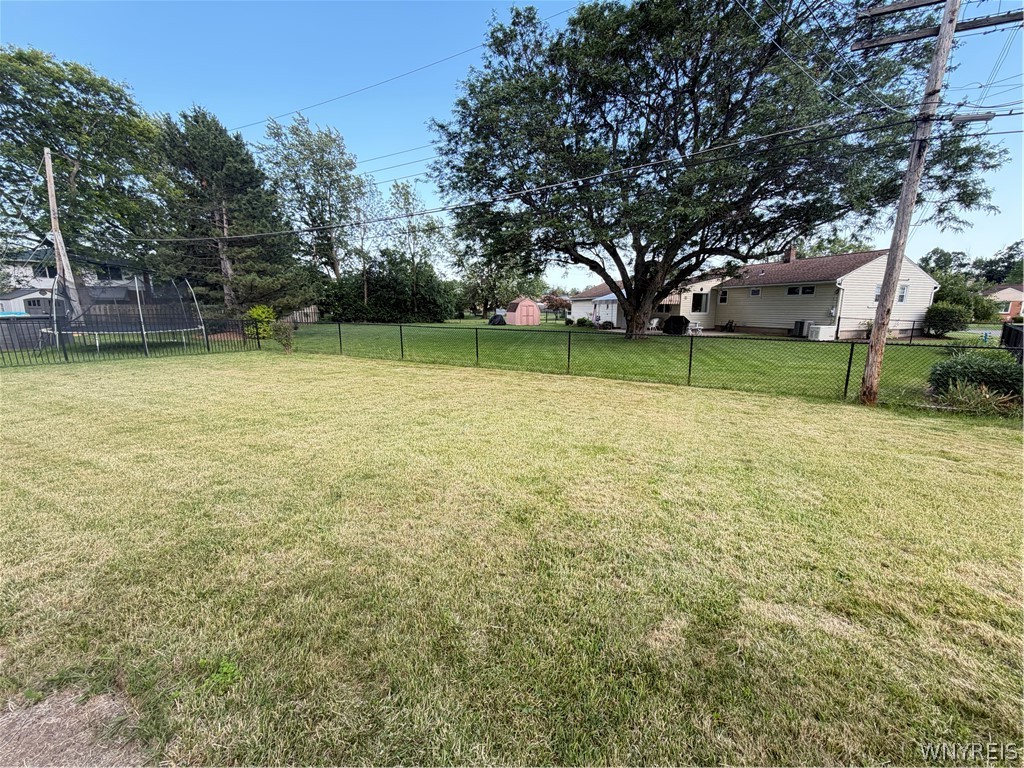 222 Frankhauser Road Amherst, NY 14221 - Photo 3 of 17