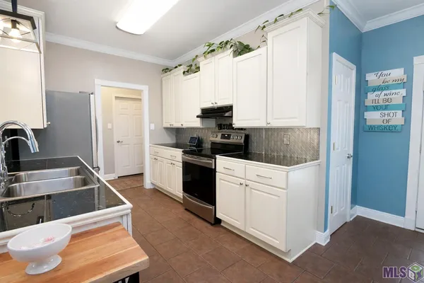 $225,000 | 306 Julie Street, Gray, LA 70359