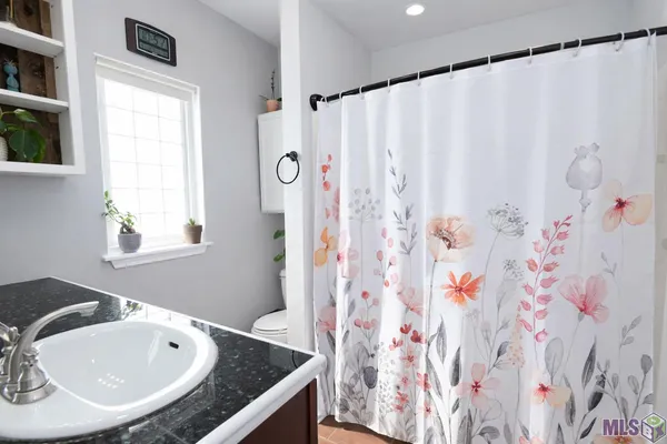 $225,000 | 306 Julie Street, Gray, LA 70359