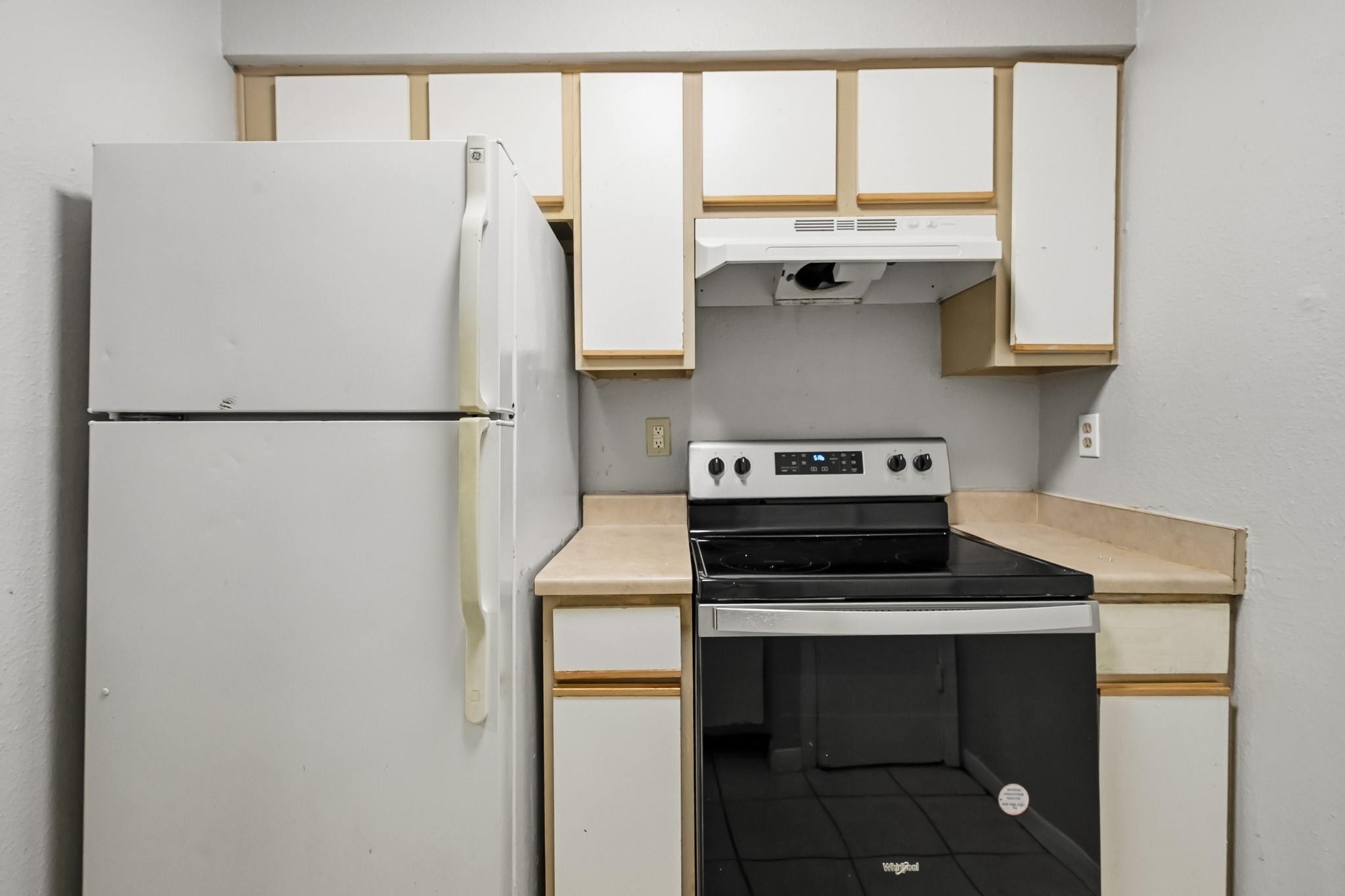 9616 Long Point Road, Unit 33 Houston, TX 77055 - Photo 10 of 17 Gallery Image 10