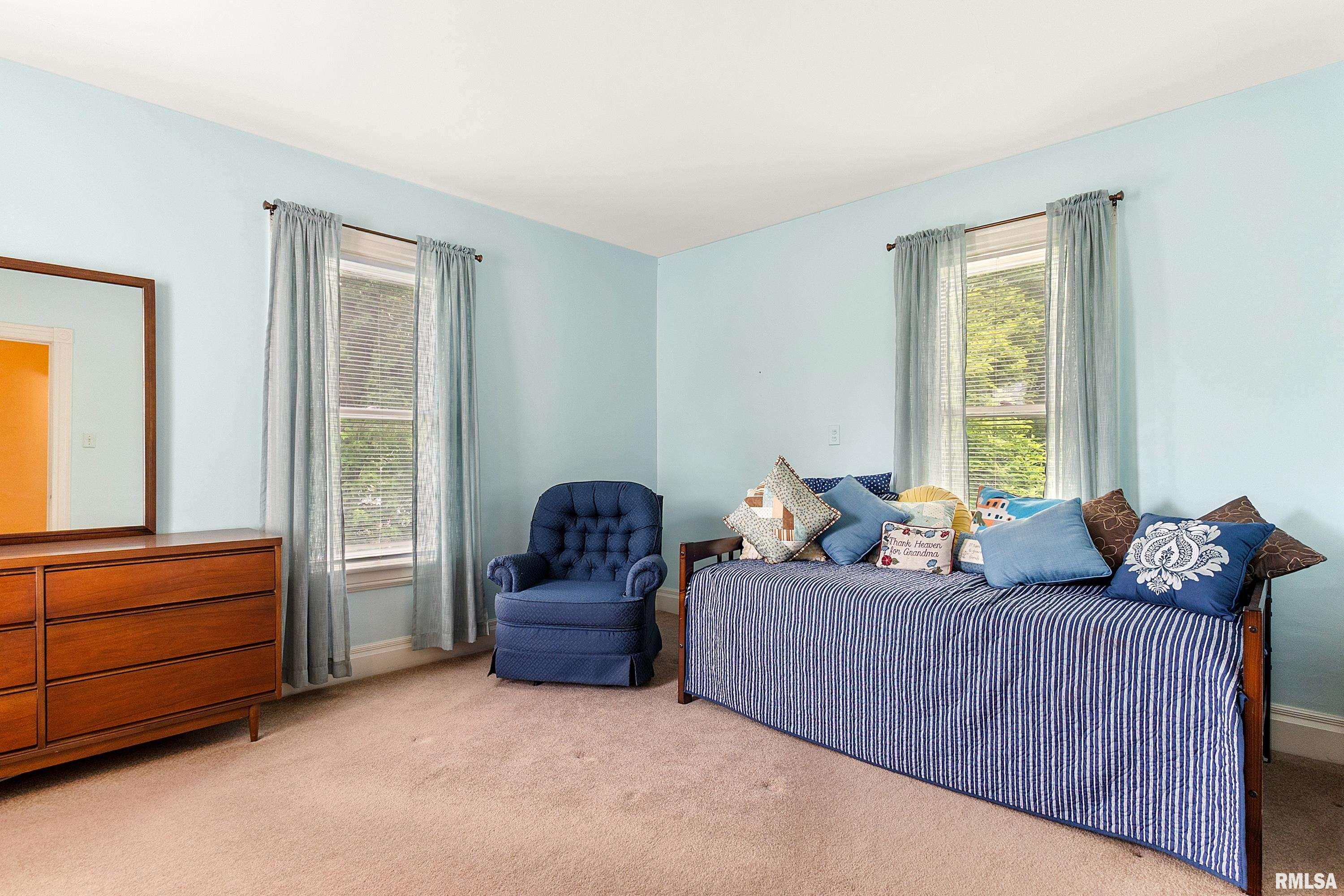 403 West Adams Street Washington, IL 61571 - Photo 29 of 43