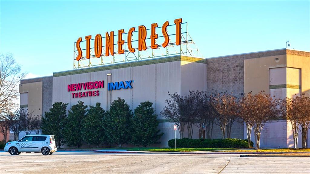 2098 Moss Hill Road Stone Mountain, GA 30083 - Photo 40 of 40 a sign that is on the side of a building