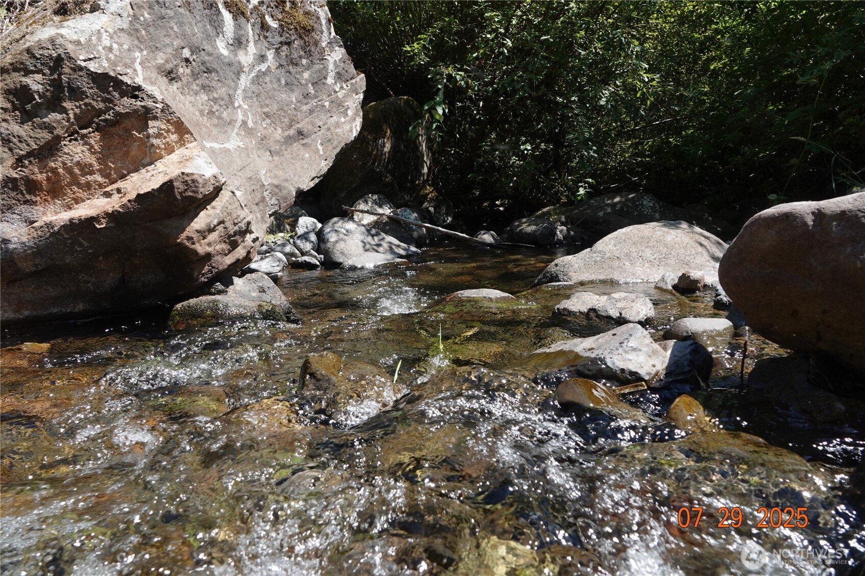 1 Duncan Creek Road Stevenson, WA 98648 - Photo 37 of 37 a backyard of a house