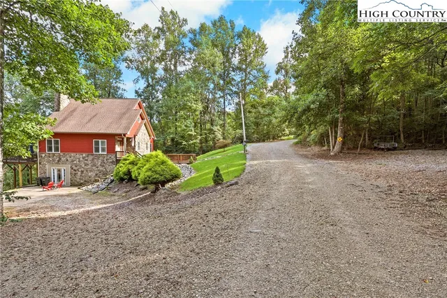 $550,000 | 347 Treadway Ridge Road, Moravian Falls, NC 28654