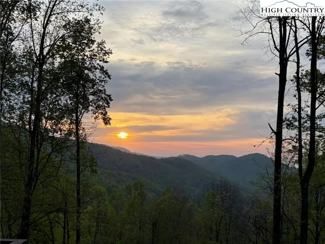 $550,000 | 347 Treadway Ridge Road, Moravian Falls, NC 28654