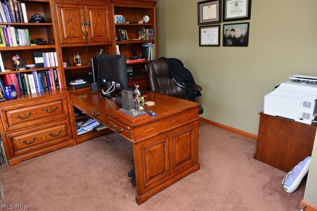 811 West Hutton Road Wooster, OH 44691 - Photo 10 of 27 First floor office.