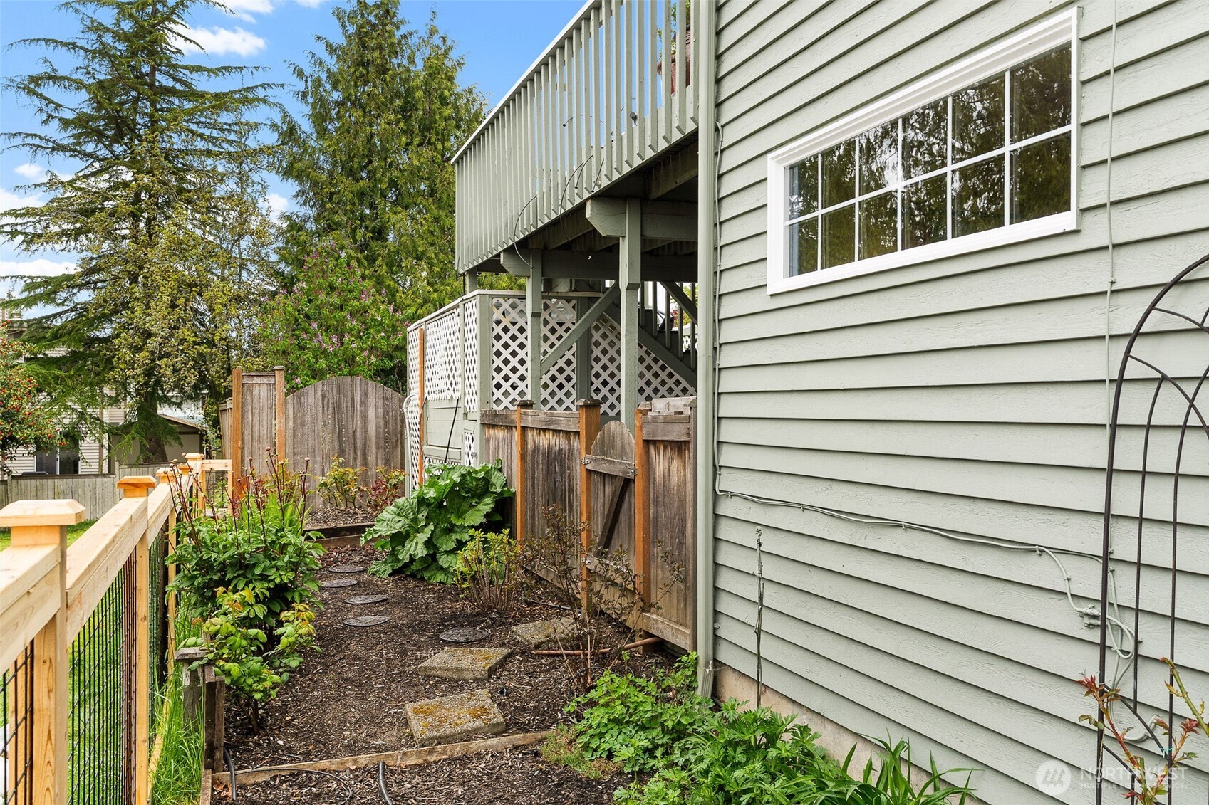 4611 76th Street Southwest Mukilteo, WA 98275 - Photo 36 of 40