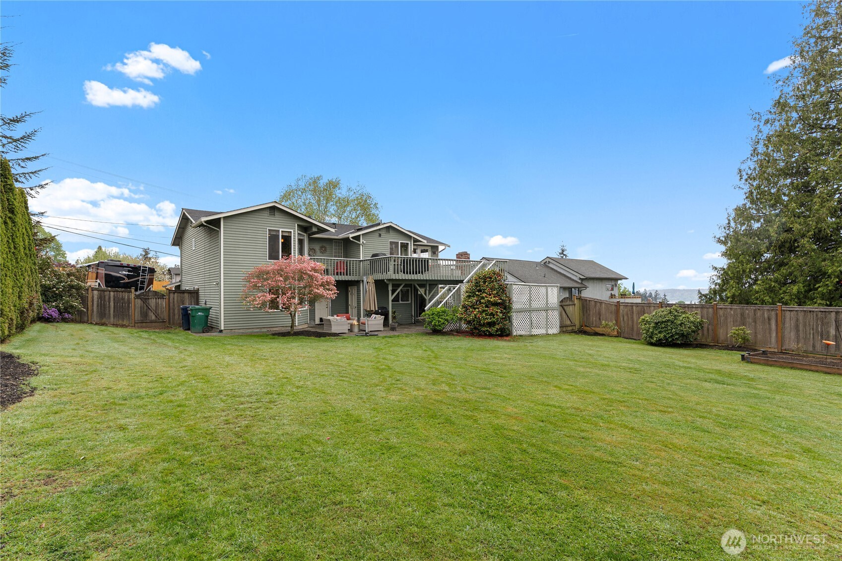 4611 76th Street Southwest Mukilteo, WA 98275 - Photo 38 of 40