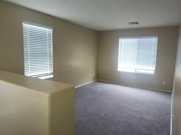 $2,195 | 30056 North 73rd Drive, Peoria, AZ 85383