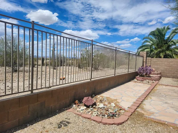 $2,195 | 30056 North 73rd Drive, Peoria, AZ 85383