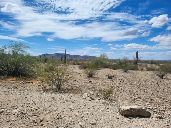 $2,195 | 30056 North 73rd Drive, Peoria, AZ 85383