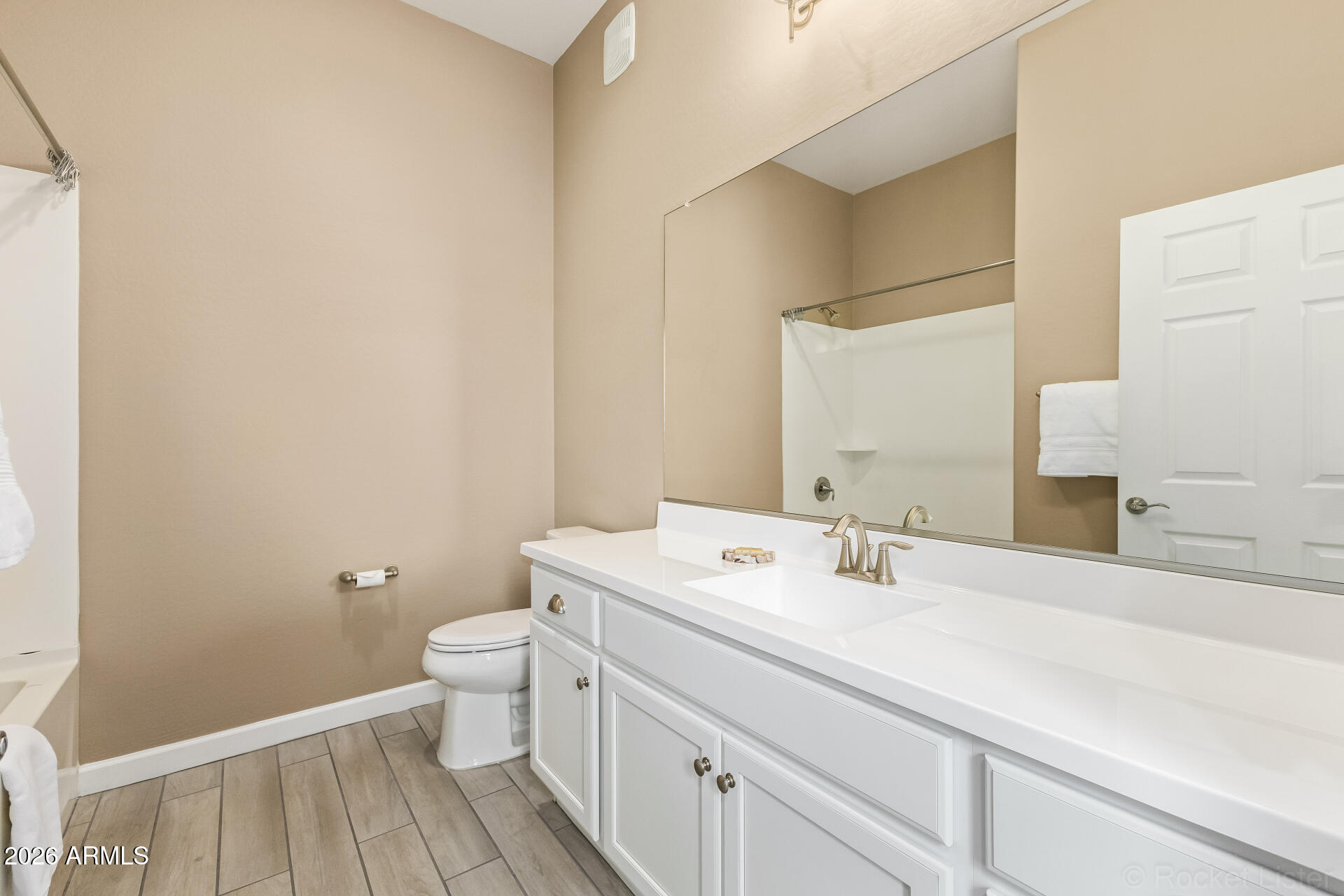 4777 South Fulton Ranch Boulevard, Unit 1068 Chandler, AZ 85248 - Photo 33 of 54 Second Bath