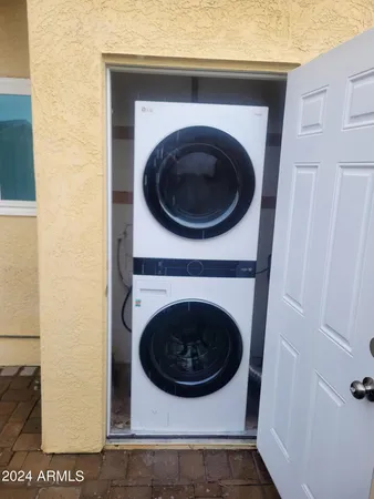$1,350 | 17201 North 16th Drive, Unit 1, Phoenix, AZ 85023
