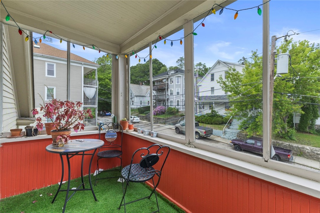 20 Cold Spring Place Woonsocket, RI 02895 - Photo 7 of 38