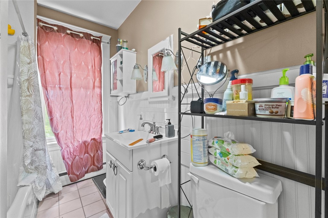 20 Cold Spring Place Woonsocket, RI 02895 - Photo 9 of 38