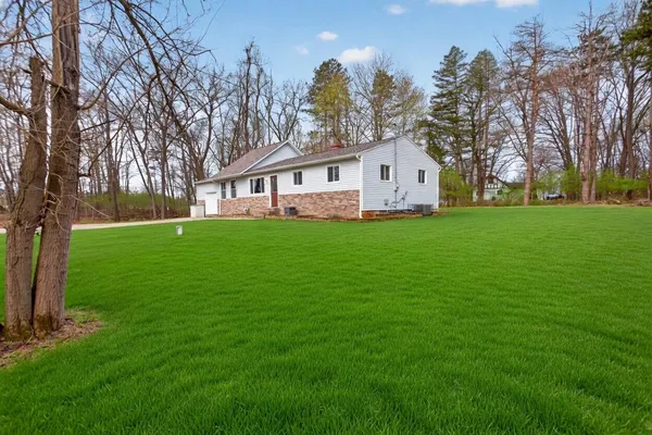 $279,900 | 11444 Hillary Drive, Jerome, MI 49249