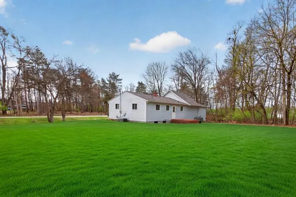 $279,900 | 11444 Hillary Drive, Jerome, MI 49249