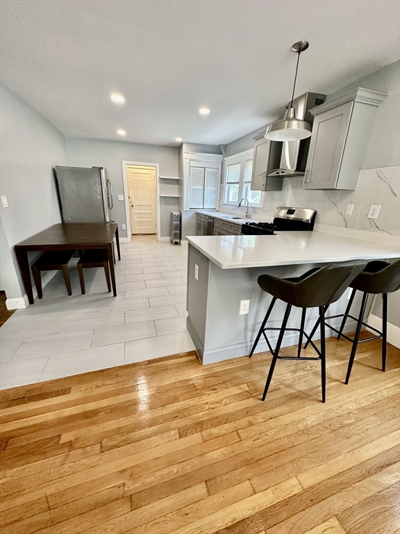 16 Colonial Avenue, Unit 1 Newton, MA 02460 - Photo 4 of 12