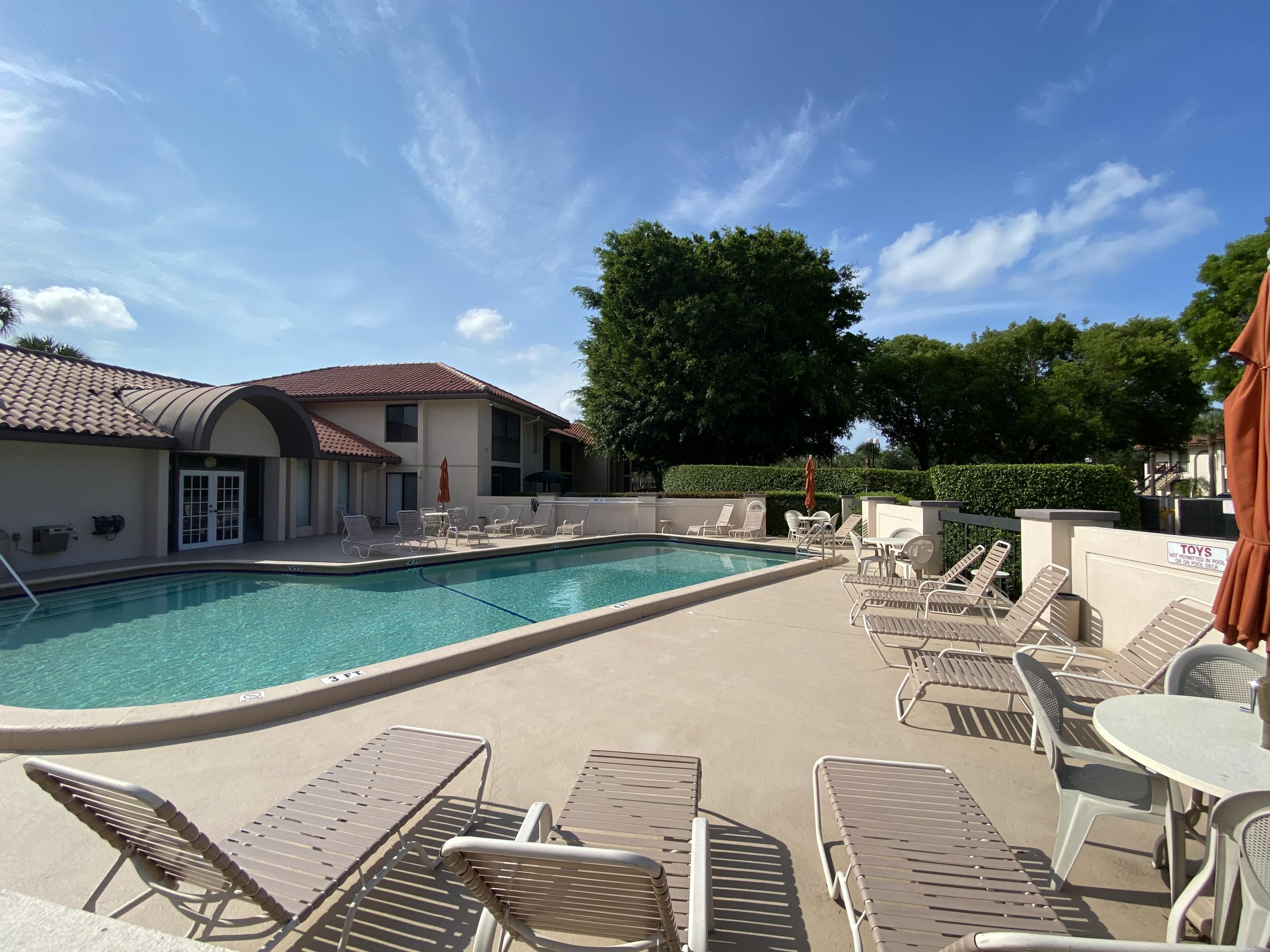 350 Club Circle, Unit 204 Boca Raton, FL 33487 - Photo 21 of 28 Community Pool