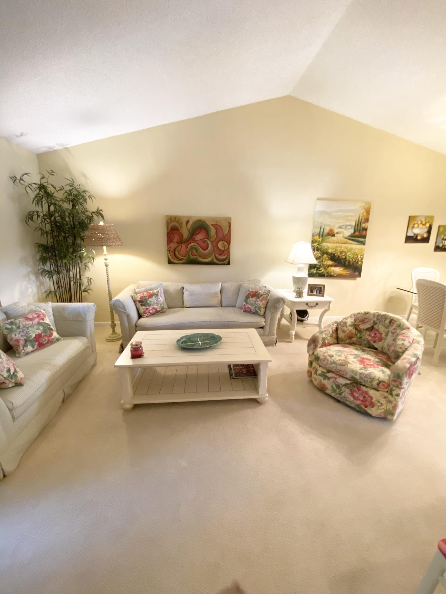 350 Club Circle, Unit 204 Boca Raton, FL 33487 - Photo 6 of 28 Living Room