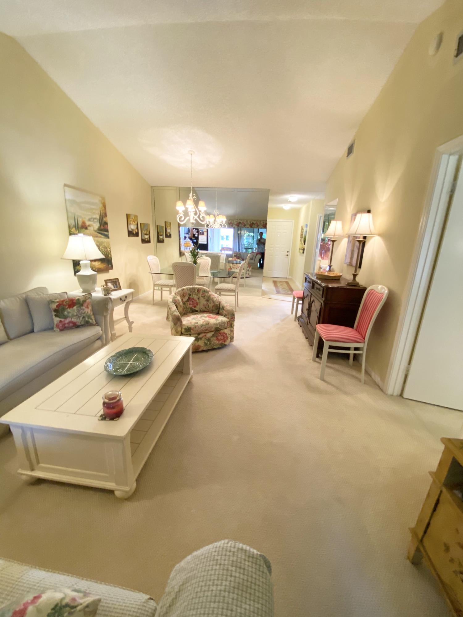 350 Club Circle, Unit 204 Boca Raton, FL 33487 - Photo 7 of 28 Living Room