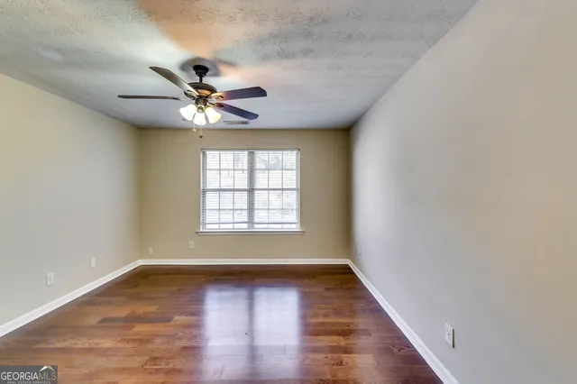 $2,300 | 2727 Manor Cove, Decatur, GA 30034