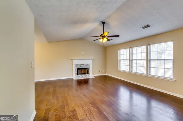 $2,300 | 2727 Manor Cove, Decatur, GA 30034