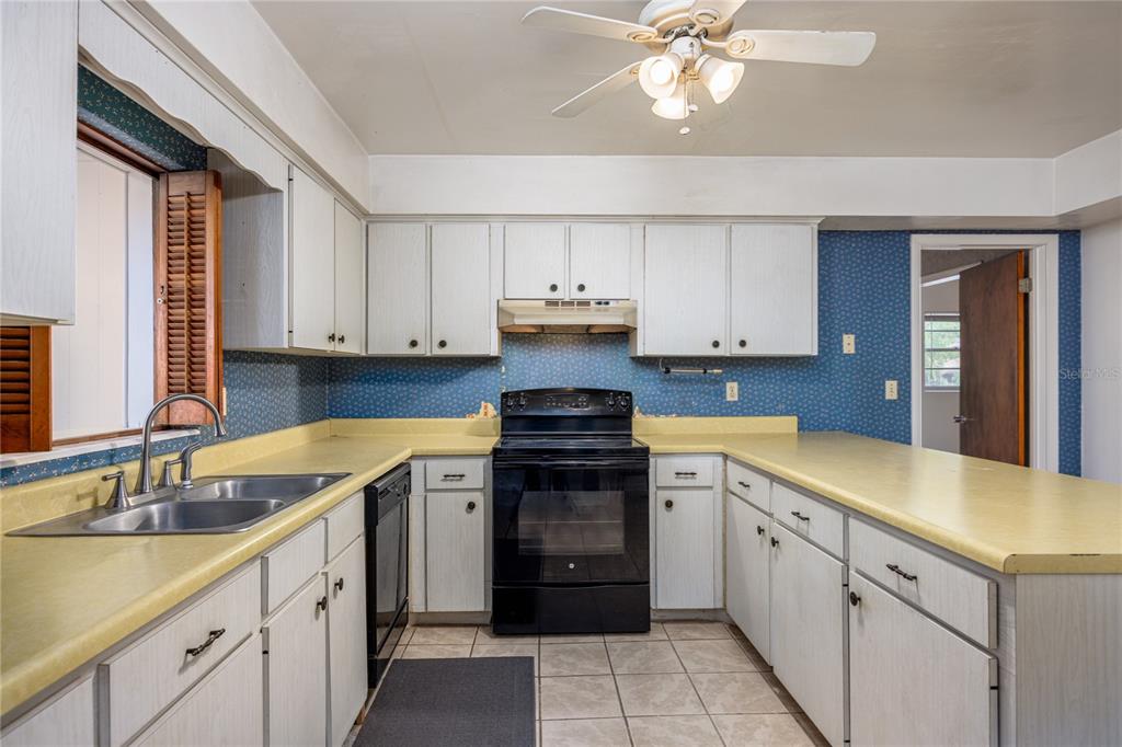 2147 Northwest 7th Place Gainesville, FL 32603 - Photo 16 of 48