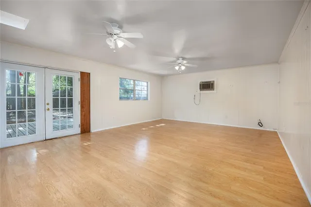 $499,999 | 2147 Northwest 7th Place, Gainesville, FL 32603