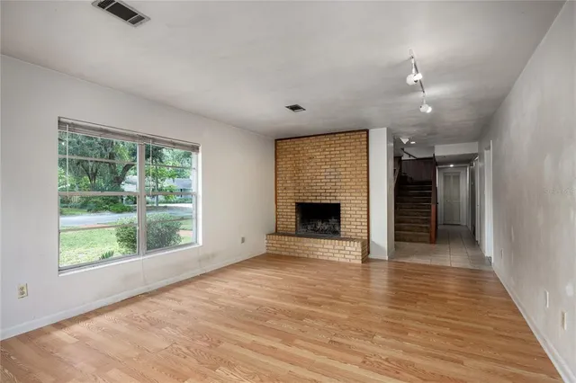 $499,999 | 2147 Northwest 7th Place, Gainesville, FL 32603