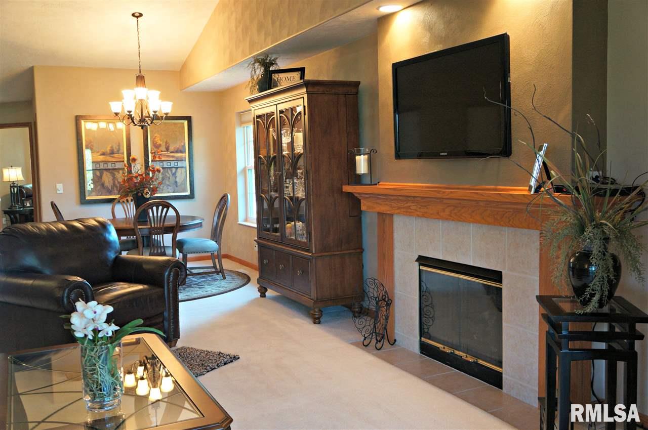 5185 Red Fox Road Bettendorf, IA 52722 - Photo 6 of 24