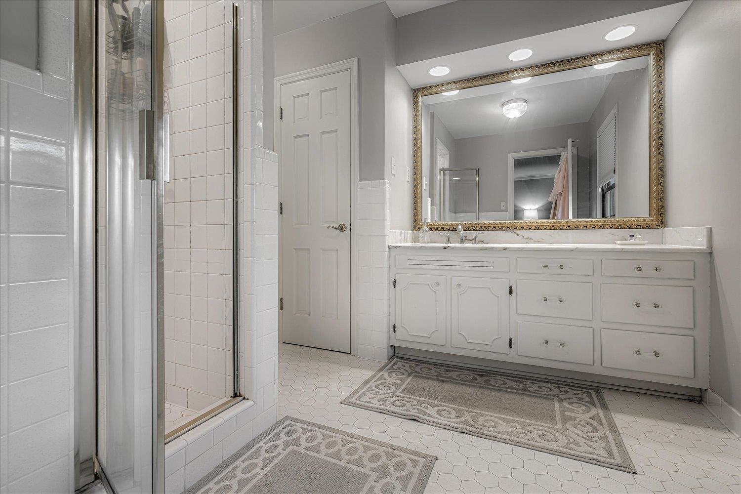 5429 Walnut Grove Road Memphis, TN 38120 - Photo 21 of 37