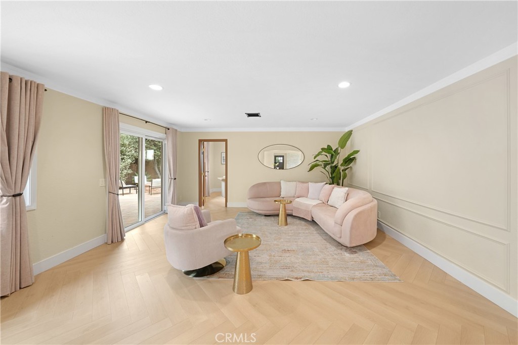 9433 Geranium Circle Fountain Valley, CA 92708 - Photo 27 of 54 Family Room 3