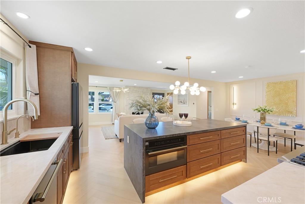 9433 Geranium Circle Fountain Valley, CA 92708 - Photo 10 of 54 Open Kitchen 4