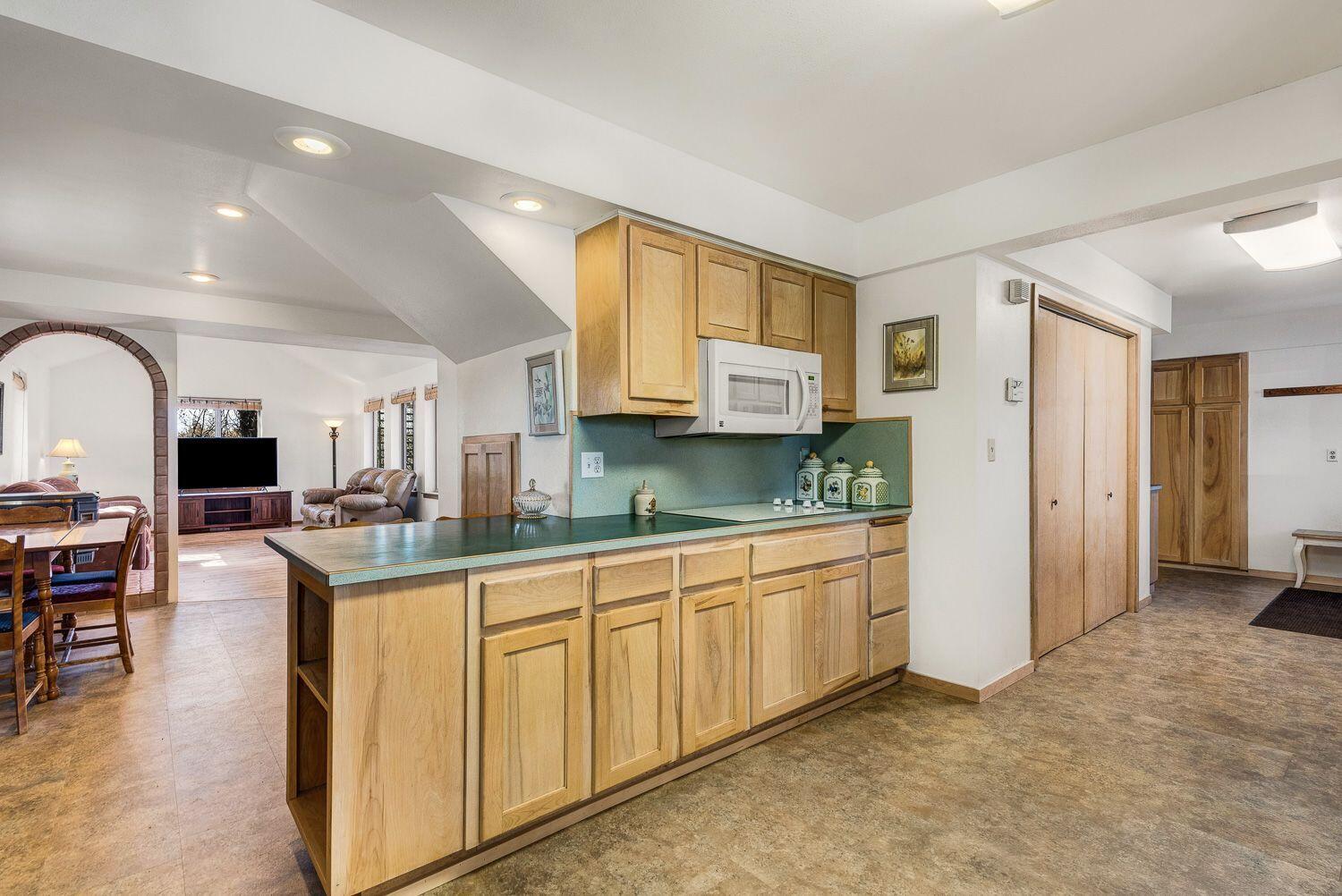 65325 Gerking Market Road Bend, OR 97703 - Photo 15 of 39 DLChbiH0
