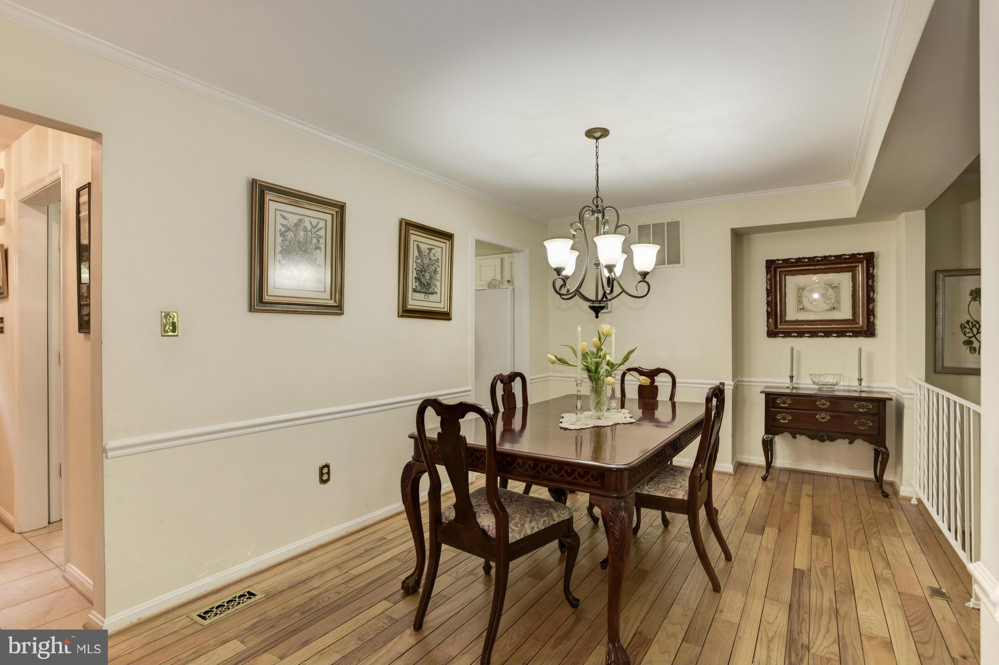 7324 Greentree Road Bethesda, MD 20817 - Photo 6 of 25 Dining Room