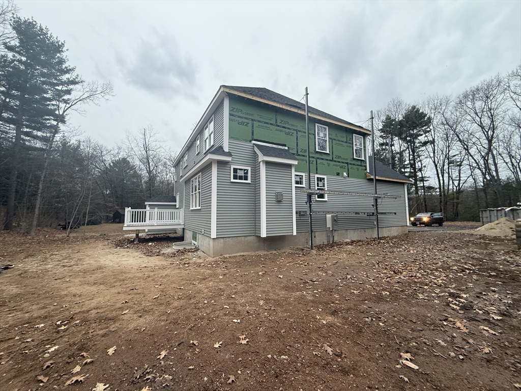 17 Longhill Road Franklin, MA 02038 - Photo 7 of 12