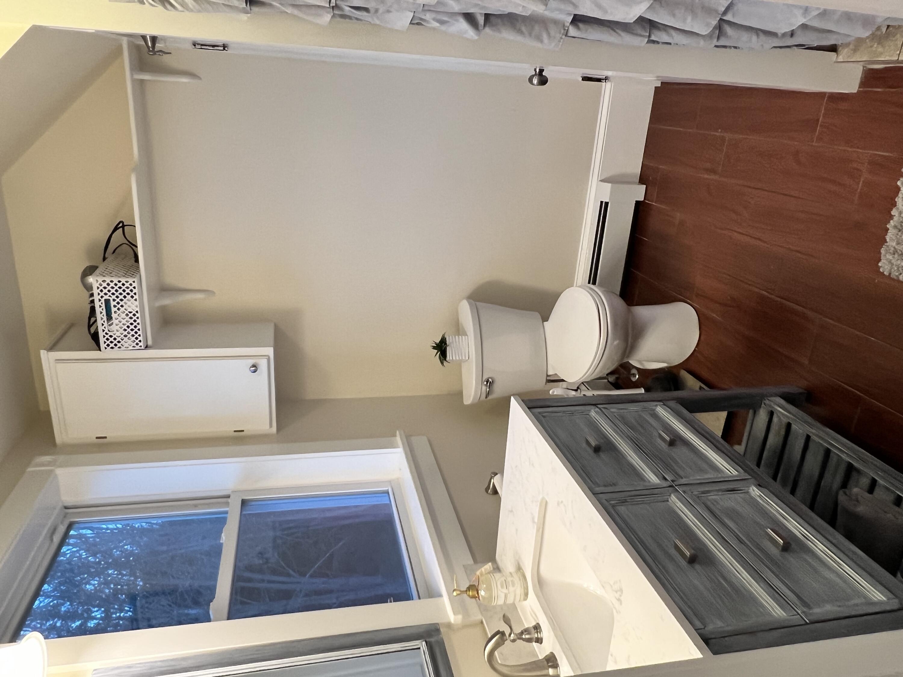1243 State Street Bangor, ME 04401 - Photo 17 of 26 IMG_9194