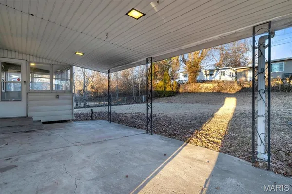 $1,460 | 9014 Ellison Drive, St. Louis, MO 63136